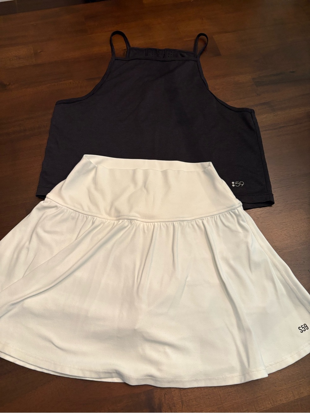 S59 splits59 Skort & Tank Outfit Sz M black tank top white skirt/skort set